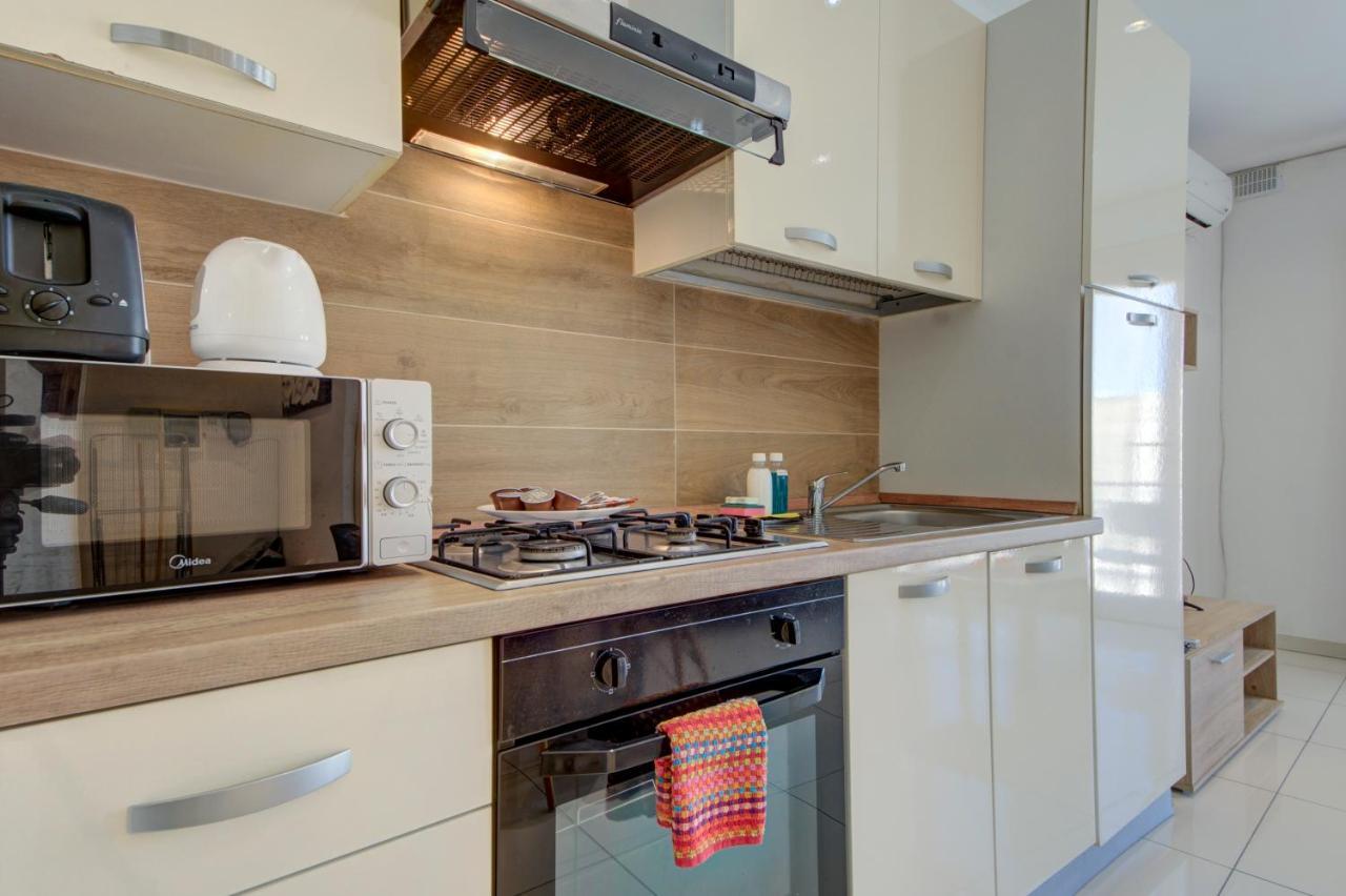 Sapphire Court 2 Bedroom Apartments By Shortletsmalta Sliema Dış mekan fotoğraf