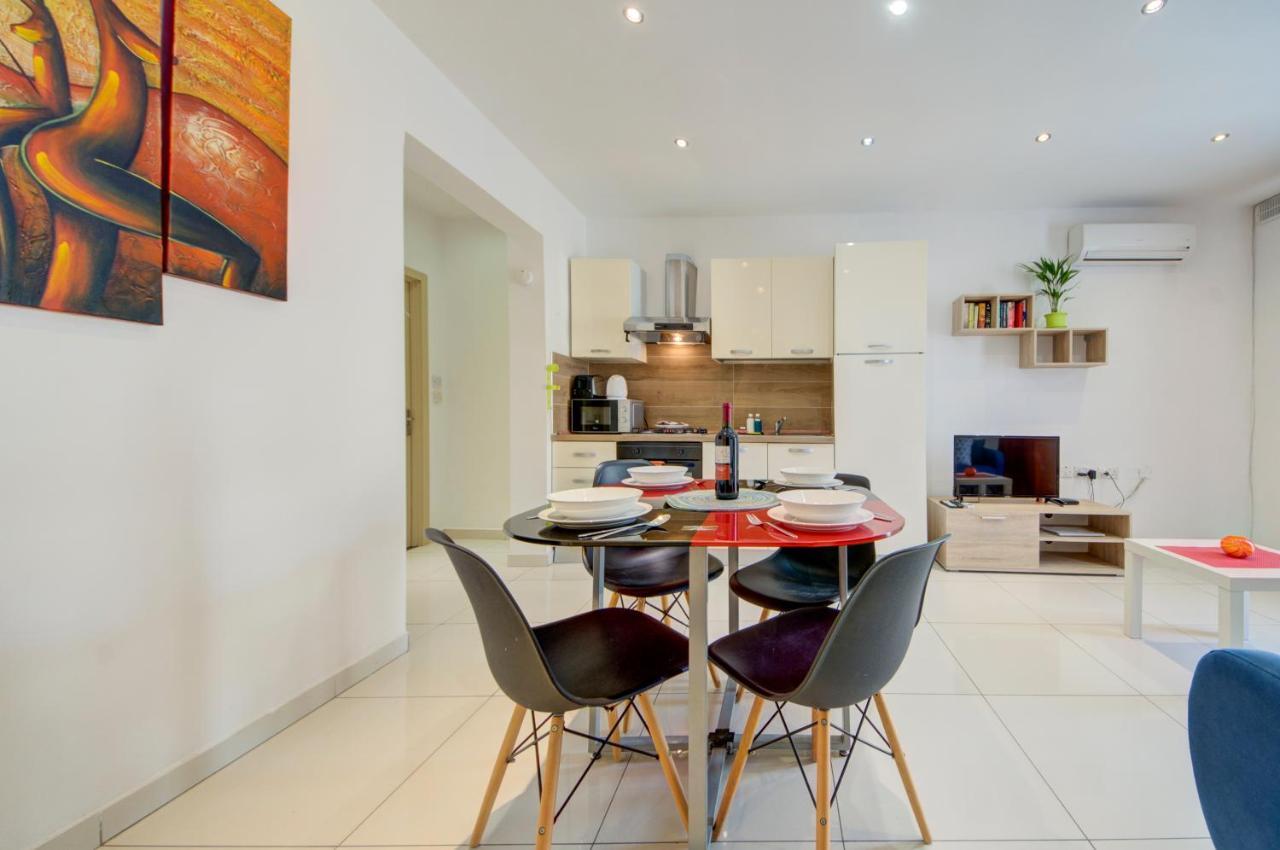 Sapphire Court 2 Bedroom Apartments By Shortletsmalta Sliema Dış mekan fotoğraf
